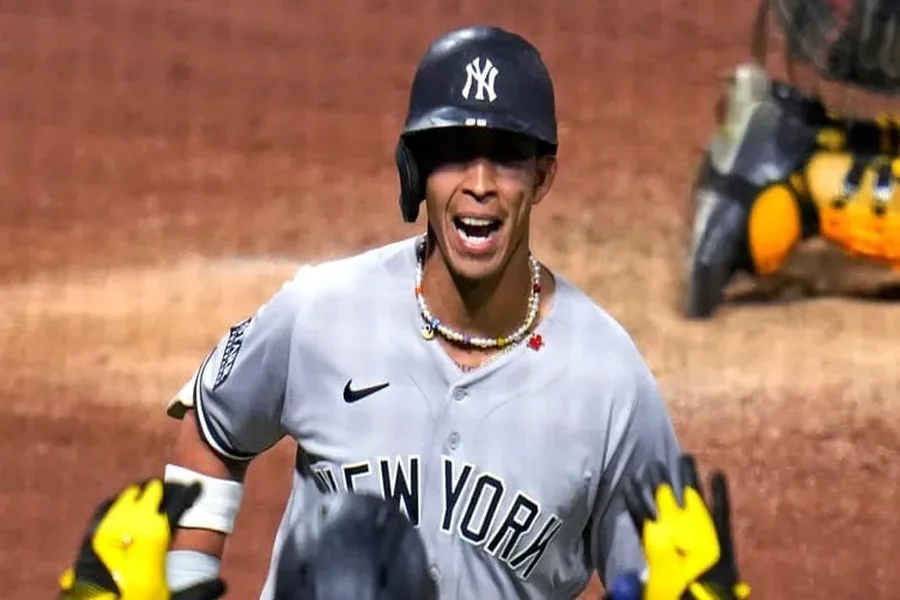 Oswaldo Cabrera wife