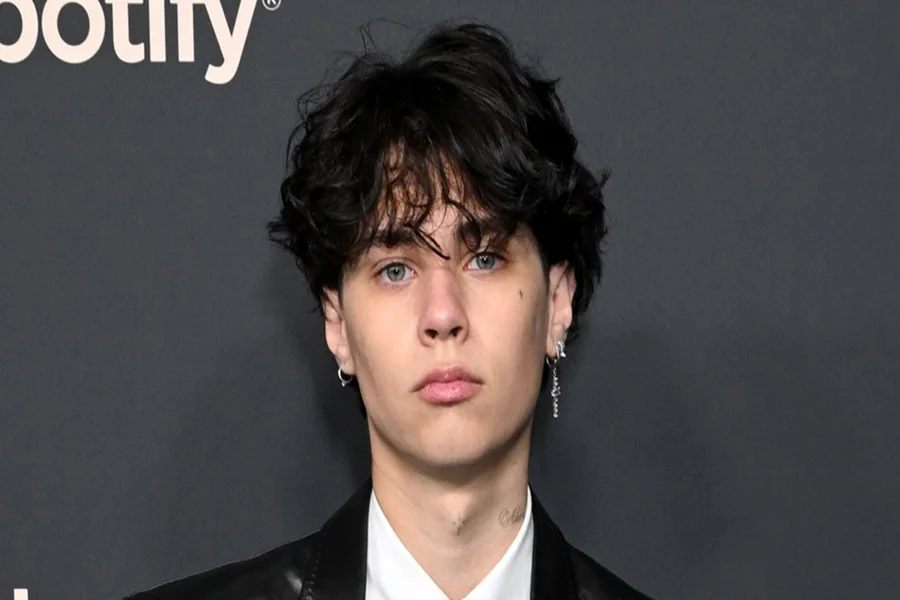 Landon Barker Height