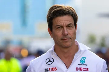 Toto Wolff Height