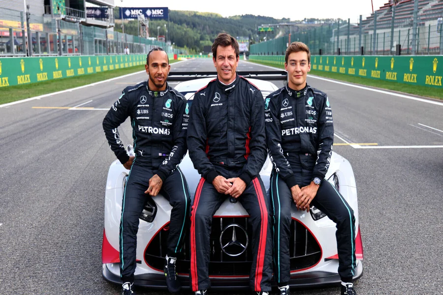 Toto Wolff Height
